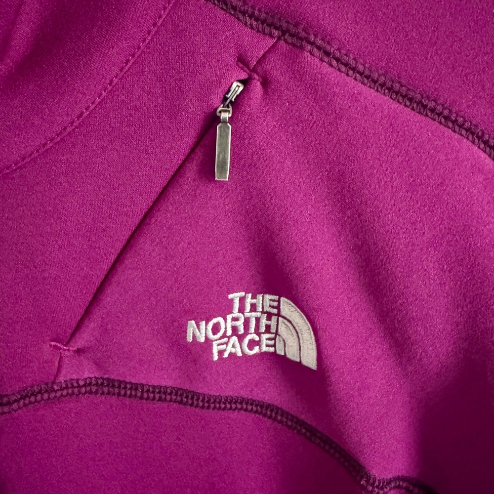 The North Face Women's Large Mulberry colored zip up Jacket - Picture 4 of 7